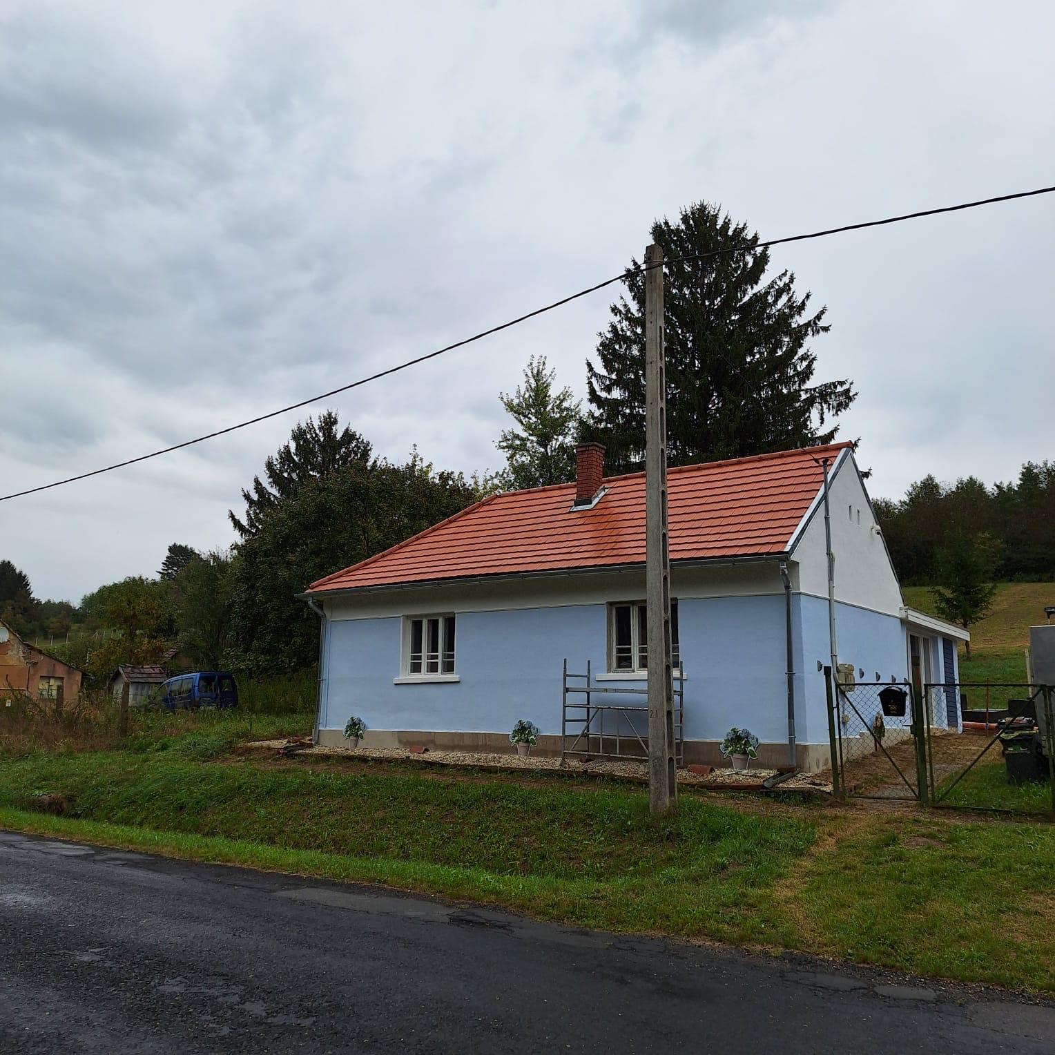 1C942f82 64A1 45A7 9D6d A64d806195ba