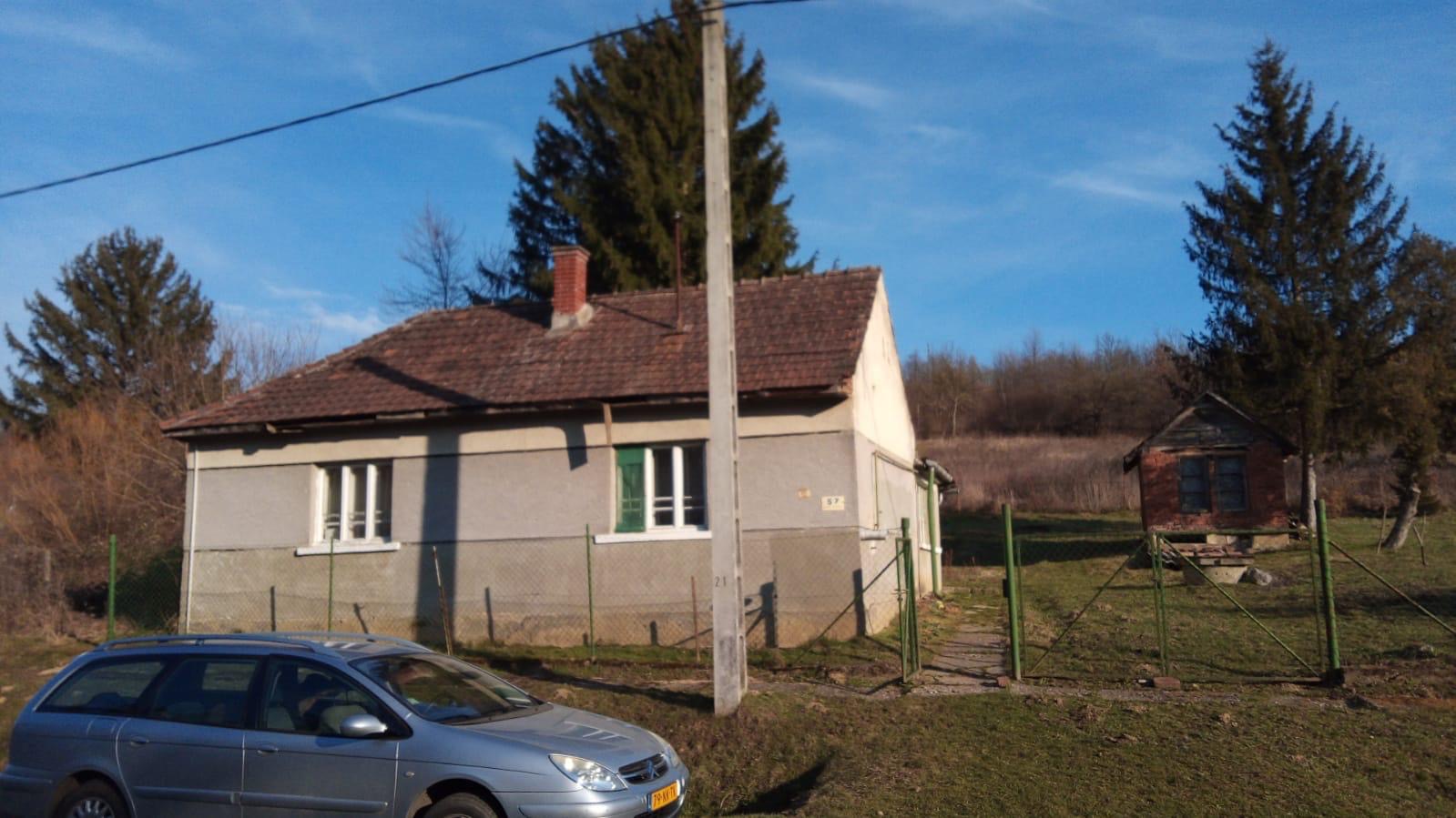 81B59ad0 Ea70 4C27 9202 7Ccf5d66a03a